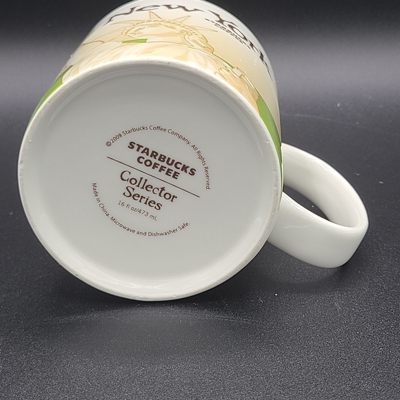 2/$50 Starbucks Collectors series New York mug - Picture 6 of 8